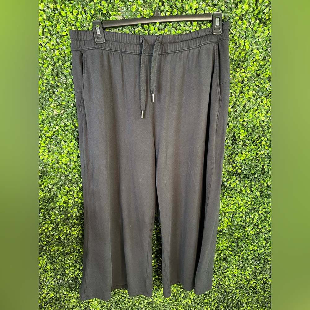 lululemon black wide leg pants